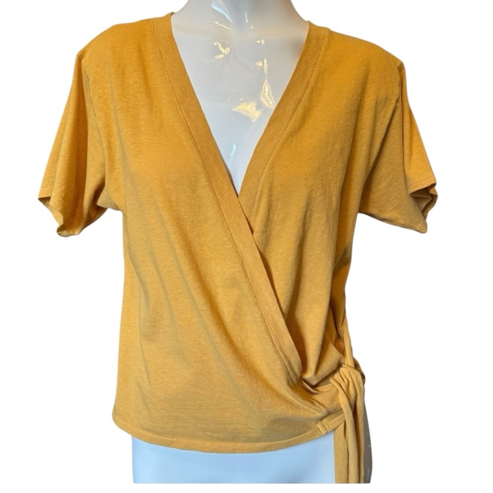 Billabong Yellow Wrap Top Size Small Faux Tie Front for Decorative Appearance